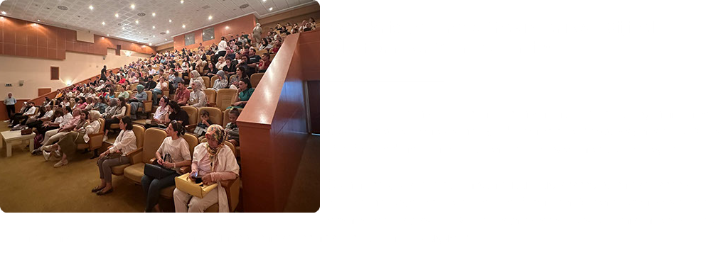 ﷯ Cambridge Press Yayınları ve Dijital Platformlar Seminerimiz! ﷯ Değerli velilerimiz ile öğrencilerimizin İngilizce dil gelişimini en iyi şekilde desteklemek amacıyla "Cambridge Press Yayınları ve Dijital Platformlar" hakkında bilgilendirici bir seminer gerçekleştirdik. Seminerde, Cambridge'in sunduğu uluslararası standartlardaki eğitim materyalleri ve dijital platformların öğrencilerimize sağladığı avantajları paylaştık. Dijital kaynaklarla dersler daha interaktif ve eğlenceli hale geliyor, çocuklarımız dünya standartlarında bir eğitimle buluşuyor.